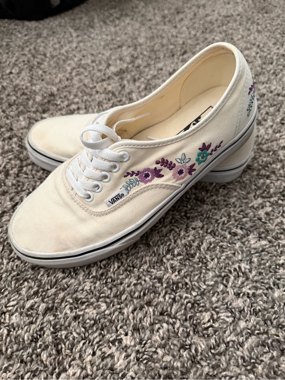 Vans Women's Cream Floral Embroidered Authentic Sneakers